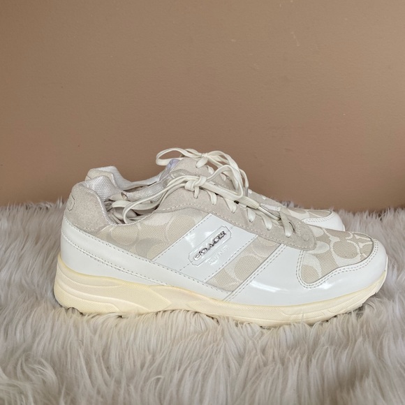 {Coach} Signature C Sneakers in Cream and White - Women’s 8.5 - Picture 2 of 10